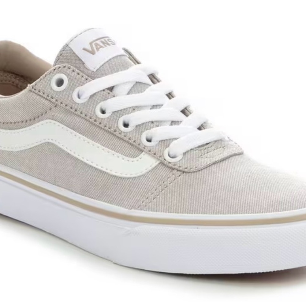 NWT Vans Ward Taupe Canvas Sneakers